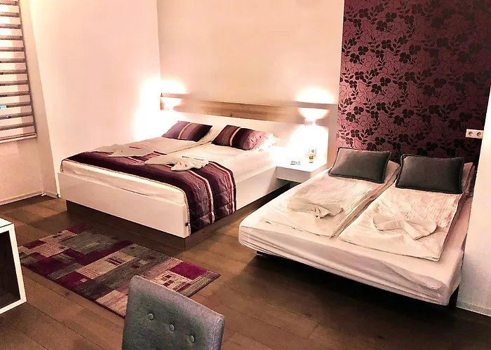 Urban Apartments Strossa